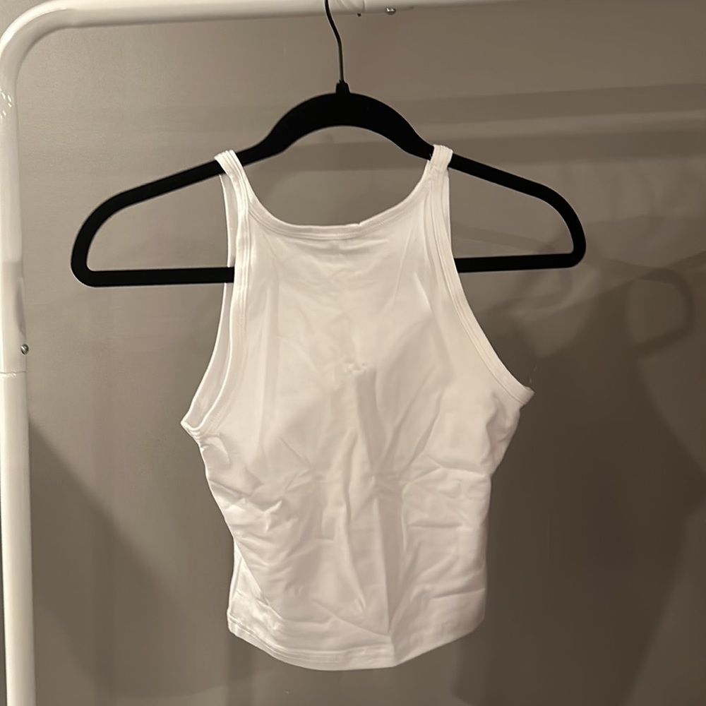 Amazon Halter Tank - Picture 2 of 3